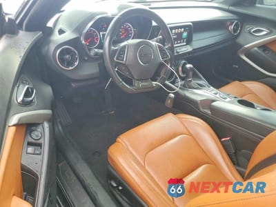 Zdjęcie 8 z 12 samochodu: 2017 CHEVROLET CAMARO LT VIN:1G1FC1RS0H0107825 - miniatura