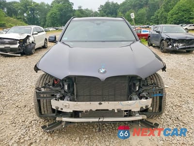 Piąte zdjęcie samochodu w środku: 2021 BMW X5 M50I VIN:5UXJU4C02M9G00551 - miniatura