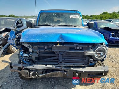 Piąte zdjęcie samochodu w środku: 2021 FORD BRONCO BASE/BIG BEND/BLACK DIAMOND/OU VIN:1FMEE5BP3MLA98665 - miniatura