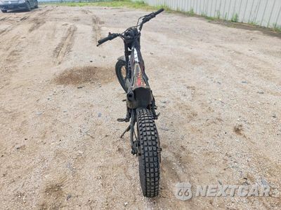 Czwarte zdjęcie samochodu z boku: 2009 UNKN BETA EVO 250 TRIALS BIKE 2STRO VIN:ZD3T6010090200601 - miniatura