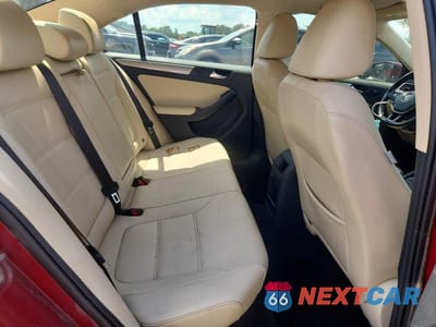 Zdjęcie 10 z 12 samochodu: 2017 VOLKSWAGEN JETTA SE VIN:3VWDB7AJ2HM336878 - miniatura