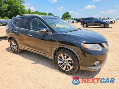 Czwarte zdjęcie samochodu z boku: 2014 NISSAN ROGUE SL VIN:5N1AT2MT4EC781280 - miniatura