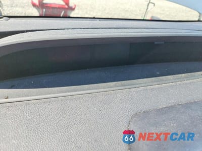Zdjęcie 9 z 12 samochodu: 2016 TOYOTA PRIUS FOUR VIN:JTDKARFU6G3519759 - miniatura