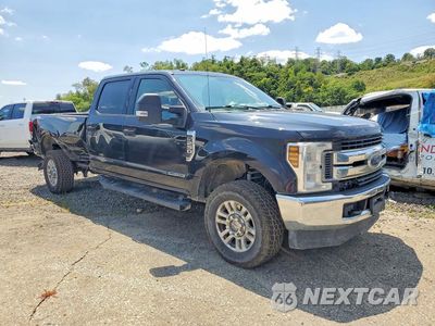 Czwarte zdjęcie samochodu z boku: 2019 FORD F250 SUPER DUTY VIN:1FT7W2BT9KEE38957 - miniatura