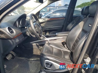 Zdjęcie 8 z 15 samochodu: 2008 MERCEDES-BENZ ML 63 AMG VIN:4JGBB77E48A387814 - miniatura