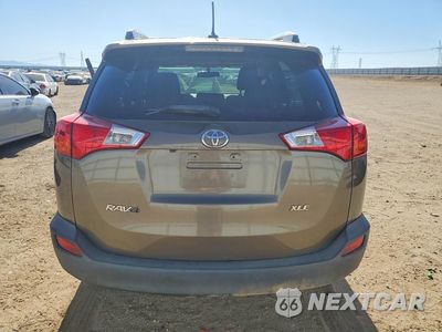 Zdjęcie 6 z 12 samochodu: 2014 TOYOTA RAV4 XLE VIN:2T3WFREV8EW119063 - miniatura