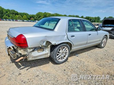 Trzecie zdjęcie samochodu z tyłu: 2003 MERCURY GRAND MARQUIS GS VIN:2MEFM74W33X649947 - miniatura