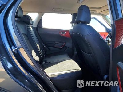 Zdjęcie 10 z 13 samochodu: 2025 KIA SOUL GT LINE VIN:KNDJ53AU9S7249867 - miniatura