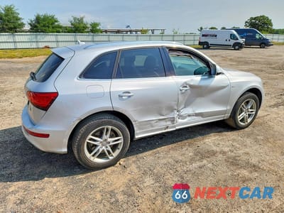 Trzecie zdjęcie samochodu z tyłu: 2014 AUDI Q5 PREMIUM PLUS VIN:WA1DGAFP7EA051451 - miniatura