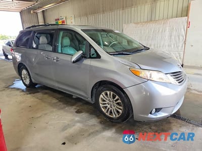 Czwarte zdjęcie samochodu z boku: 2012 TOYOTA SIENNA XLE 8-PASSENGER VIN:5TDYK3DC2CS181784 - miniatura