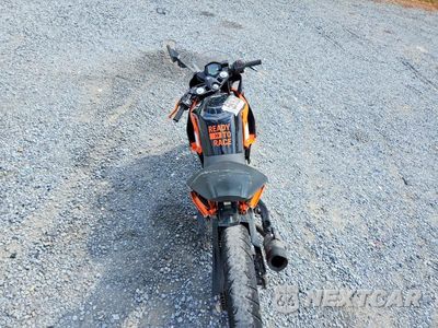 Zdjęcie 6 z 8 samochodu: 2018 KTM 390 DUKE VIN:MD2JYJ407JC299879 - miniatura