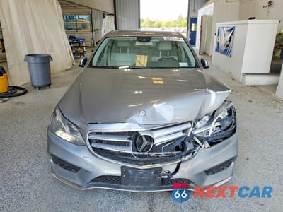 Piąte zdjęcie samochodu w środku: 2014 MERCEDES-BENZ E 350 4MATIC VIN:WDDHF8JB6EA842672 - miniatura
