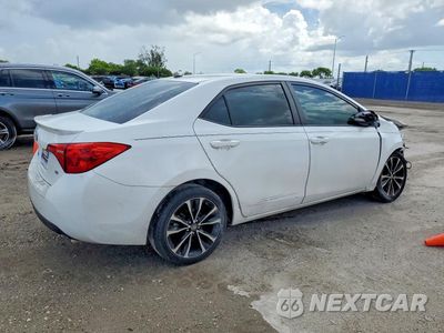 Trzecie zdjęcie samochodu z tyłu: 2019 TOYOTA COROLLA SE VIN:5YFBURHE7KP886196 - miniatura