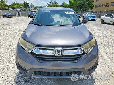 Piąte zdjęcie samochodu w środku: 2018 HONDA CR-V LX VIN:2HKRW5H37JH402605 - miniatura
