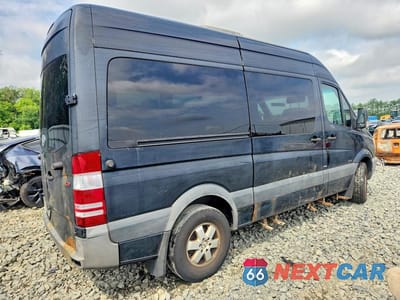 Trzecie zdjęcie samochodu z tyłu: 2010 MERCEDES-BENZ SPRINTER 2500 VIN:WDZPE7CCXA5478817 - miniatura