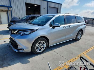 2023 TOYOTA SIENNA XLE 5TDJSKFC3PS093745 - główne zdjęcie licytacji z USA - miniatura