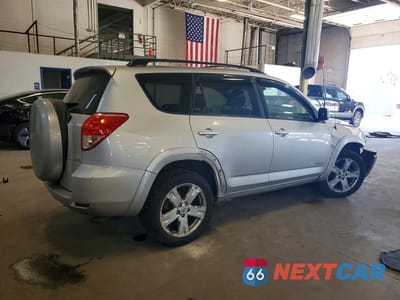 Trzecie zdjęcie samochodu z tyłu: 2007 TOYOTA RAV4 SPORT VIN:JTMBD32V875117166 - miniatura
