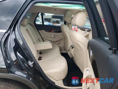 Zdjęcie 10 z 12 samochodu: 2019 MERCEDES-BENZ GLC 300 VIN:WDC0G4JB6KV127189 - miniatura