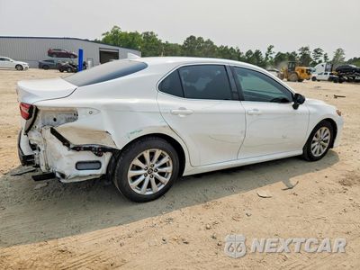 Trzecie zdjęcie samochodu z tyłu: 2019 TOYOTA CAMRY LE VIN:4T1B11HK0KU773592 - miniatura