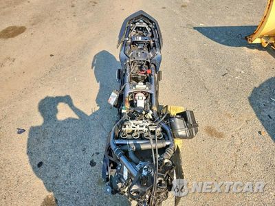 Piąte zdjęcie samochodu w środku: 2009 YAMAHA FZ6 R VIN:JYARJ18E09A001064 - miniatura