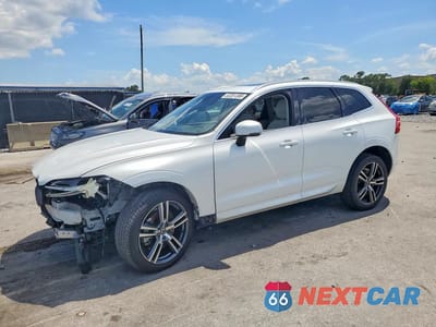 2018 VOLVO XC60 T6 MOMENTUM YV4A22RK2J1041687 - główne zdjęcie licytacji z USA - miniatura