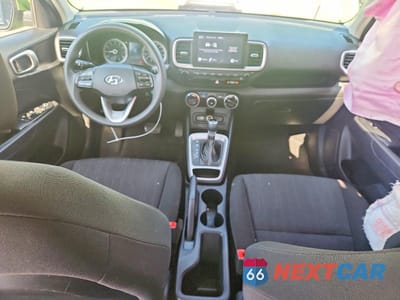 Zdjęcie 8 z 12 samochodu: 2022 HYUNDAI VENUE SE VIN:KMHRB8A3XNU200999 - miniatura