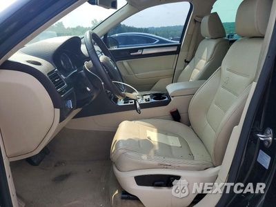 Zdjęcie 7 z 13 samochodu: 2012 VOLKSWAGEN TOUAREG V6 VIN:WVGFF9BP2CD003529 - miniatura