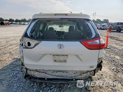 Zdjęcie 6 z 14 samochodu: 2015 TOYOTA SIENNA XLE 7-PASSENGER VIN:5TDDK3DC5FS112896 - miniatura
