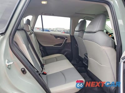 Zdjęcie 11 z 14 samochodu: 2022 TOYOTA RAV4 XLE PREMIUM VIN:JTMB6RFV8ND066570 - miniatura