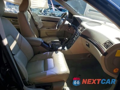 Zdjęcie 7 z 12 samochodu: 2003 VOLVO S80 VIN:YV1TS92D431317574 - miniatura