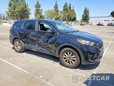 Czwarte zdjęcie samochodu z boku: 2019 KIA SORENTO L VIN:5XYPG4A37KG494297 - miniatura