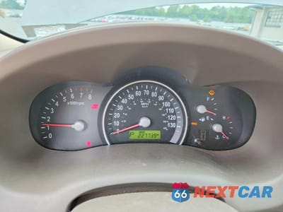 Zdjęcie 9 z 13 samochodu: 2007 KIA SEDONA BASE VIN:KNDMB233X76110834 - miniatura