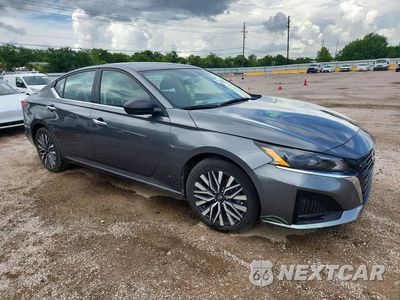 Czwarte zdjęcie samochodu z boku: 2025 NISSAN ALTIMA SV VIN:1N4BL4DV1SN321098 - miniatura