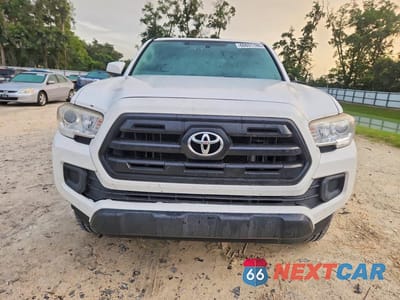 Piąte zdjęcie samochodu w środku: 2016 TOYOTA TACOMA SR VIN:5TFAX5GN6GX063975 - miniatura
