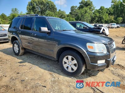 Czwarte zdjęcie samochodu z boku: 2010 FORD EXPLORER XLT VIN:1FMEU7DE1AUA66779 - miniatura