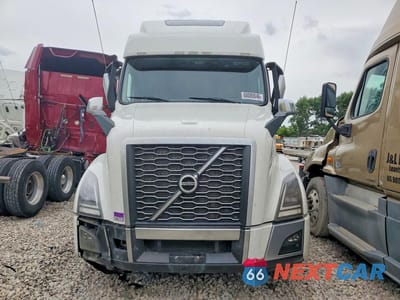 Piąte zdjęcie samochodu w środku: 2024 VOLVO VNL SEMI TRUCK VIN:4V4NC9EH2RN641865 - miniatura