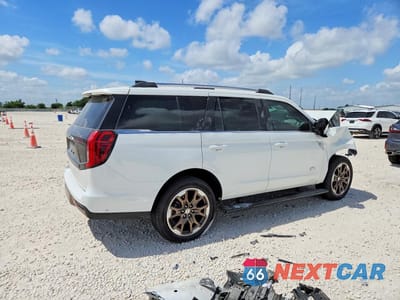 Trzecie zdjęcie samochodu z tyłu: 2025 FORD EXPEDITION KING RANCH VIN:1FMJU1P8XSEA12765 - miniatura