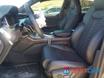 Zdjęcie 7 z 13 samochodu: 2021 AUDI RS Q8 VIN:WU1ARBF17MD005168 - miniatura