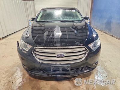 Piąte zdjęcie samochodu w środku: 2018 FORD TAURUS SE VIN:1FAHP2D80JG132667 - miniatura