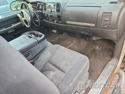 Zdjęcie 8 z 12 samochodu: 2009 CHEVROLET SILVERADO K1500 LT VIN:2GCEK29J691113086 - miniatura