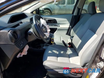 Zdjęcie 7 z 12 samochodu: 2013 TOYOTA PRIUS C ONE VIN:JTDKDTB38D1540010 - miniatura