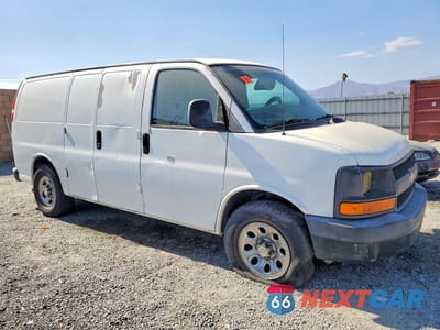 Czwarte zdjęcie samochodu z boku: 2006 CHEVROLET EXPRESS G1500 VIN:1GCFG15XX61271331 - miniatura