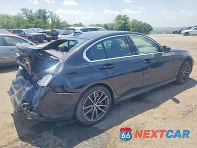 Trzecie zdjęcie samochodu z tyłu: 2021 BMW 330XI VIN:3MW5R7J07M8B90617 - miniatura