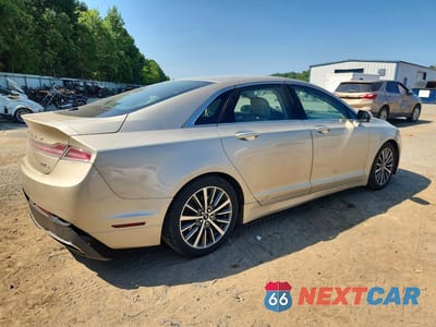 Trzecie zdjęcie samochodu z tyłu: 2017 LINCOLN MKZ SELECT VIN:3LN6L5D96HR641183 - miniatura