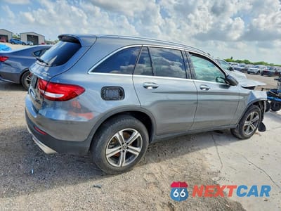 Trzecie zdjęcie samochodu z tyłu: 2019 MERCEDES-BENZ GLC 300 4MATIC VIN:WDC0G4KB7KV123456 - miniatura
