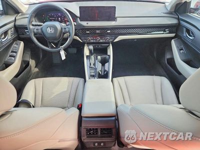 Zdjęcie 8 z 12 samochodu: 2024 HONDA ACCORD HYBRID EXL VIN:1HGCY2F67RA077096 - miniatura