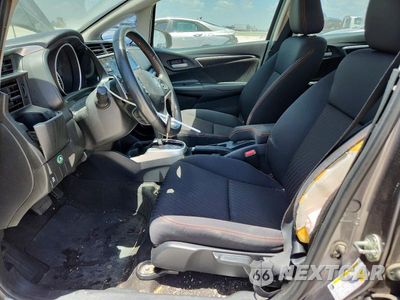 Zdjęcie 7 z 12 samochodu: 2018 HONDA FIT SPORT VIN:3HGGK5H67JM716280 - miniatura