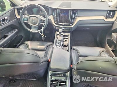 Zdjęcie 8 z 13 samochodu: 2021 VOLVO XC60 T5 INSCRIPTION VIN:YV4102RLXM1714650 - miniatura