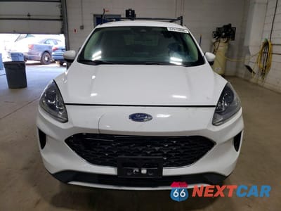 Piąte zdjęcie samochodu w środku: 2020 FORD ESCAPE SE VIN:1FMCU9G67LUB80229 - miniatura