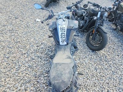 Zdjęcie 6 z 9 samochodu: 2021 BMW F 900 VIN:WB10K1307M6E75031 - miniatura